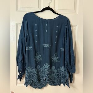 Jhonny Was Small Blue Isla Top